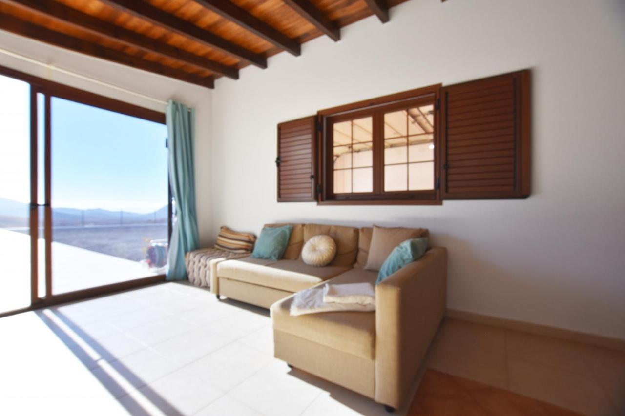 Book Jet - Window To Freedom Villa With Heated Pool Tuineje ภายนอก รูปภาพ
